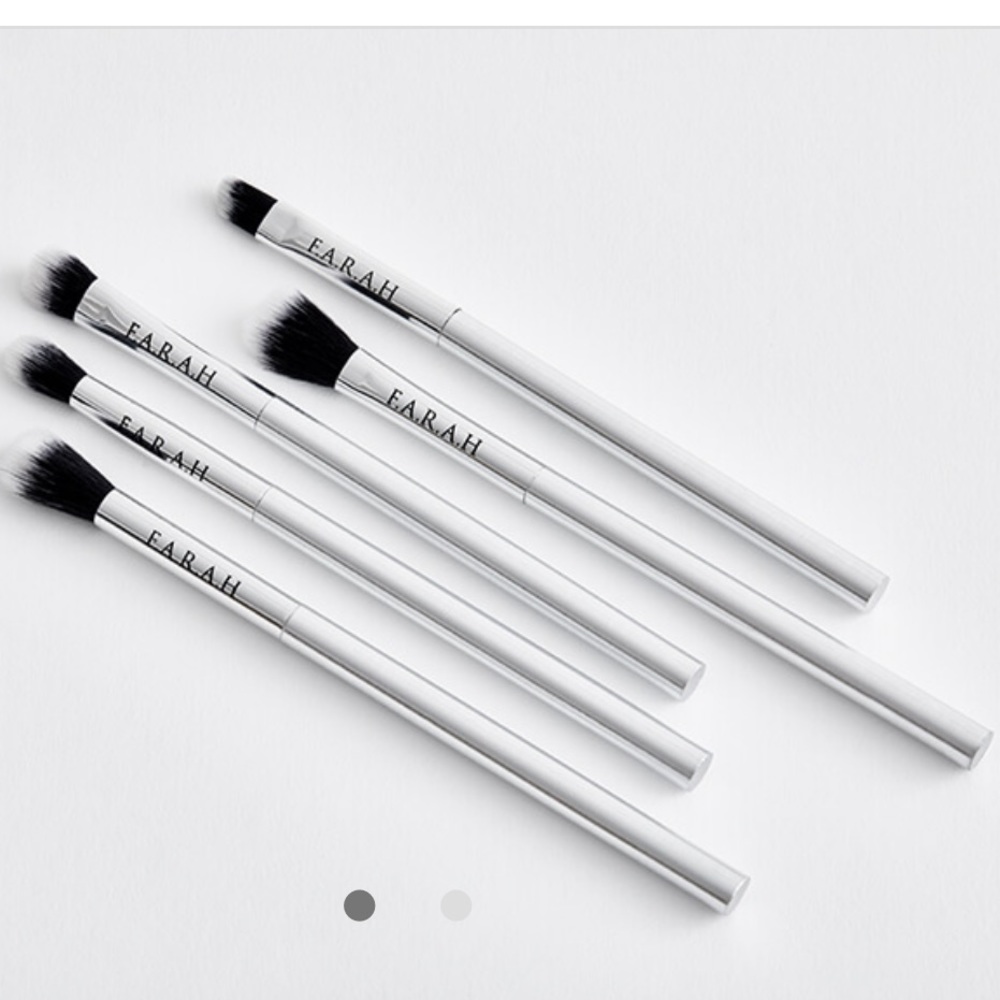 Eye brushes